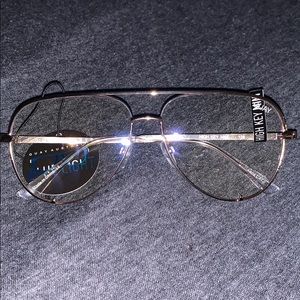 Quay Australia x Desi Perkins Blue Light High Key